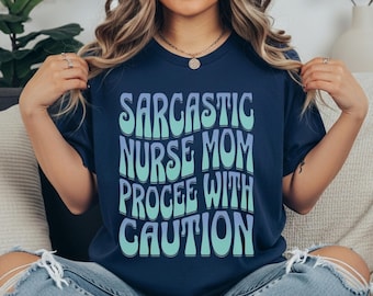 Retro pastel sarcastisch verpleegkundige moeder T-shirt, ga voorzichtig te werk-shirt