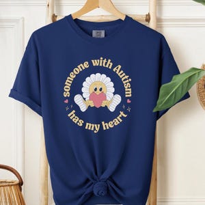Chemise confort couleurs de sensibilisation à l'autisme : t-shirt rétro smiley coeur