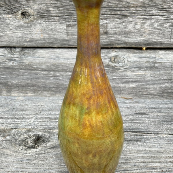 Curvy Vase in Layers of Citron  Glaze/Handcrafted Pottery