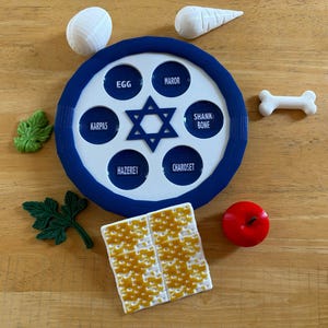 Passover Seder Plate Set, Kids Seder, Pesach Seder Plate, Magnetic Veggies , Toy Passover