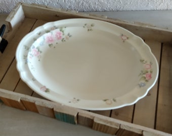 Vintage Pfaltzgraff Tea Rose - Large Stoneware Oval Serving Platter - 14 1/2 In