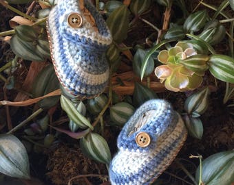 Crochet Keepsake Booties- made to order baby gift- naturally dyed- organic merino wool- leather soled owl baby booties