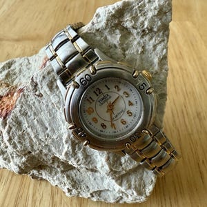 Vintage Timex Indiglo Womens Watch Gold 2 Tone Band, New Battery EUC