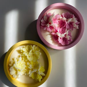 Lumine - Floral Candle – Soy Wax Candle with Wax Flowers – Scented Gift Candle – Handmade – Personalized Aroma – Gift for Her