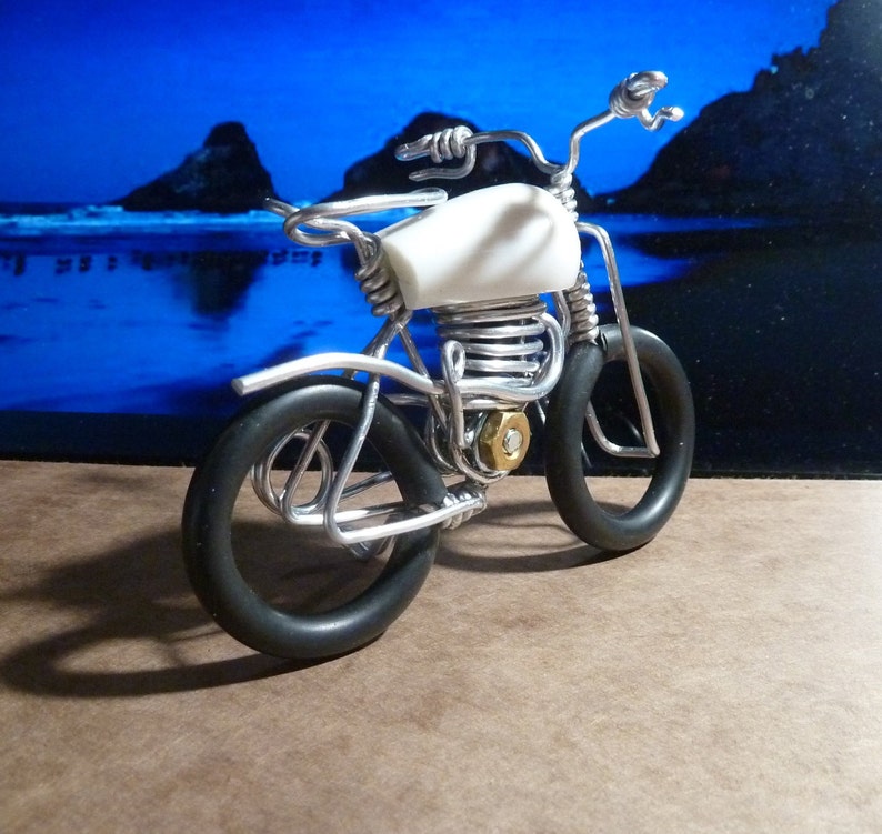 mini bike, miniature motorcycle, wire motorcycle, metal wire bike, metal motorcycle, small motor bike, dirt bike, honda, yamaha, wire art Mini Moto Honda Electric Motorcycle Wiring