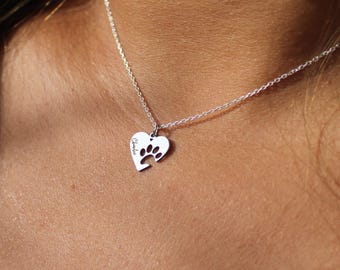 Collana con nome e impronta di zampa e cuore, collana minimalista con zampa, collana con lettera a forma di zampa di cane, collana per animali domestici, gioielli commemorativi per animali domestici, regalo per mamma di cani