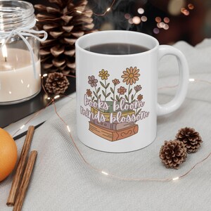 Book Lover Gift For Women Cute Teacher Mug With Books And Flowers Reading Mug Aesthetic Bookish Coffee Cup For Readers