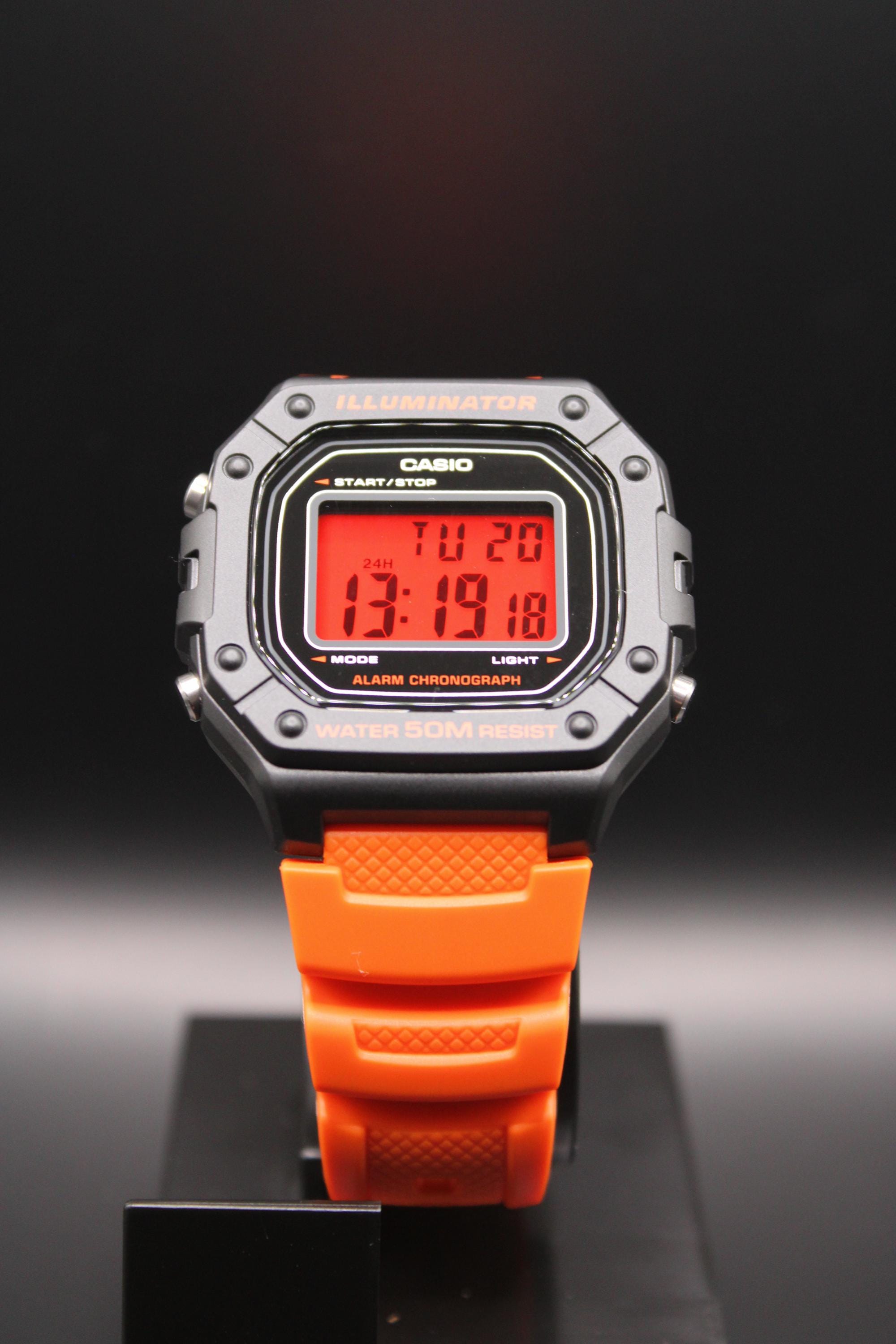 CASIO ILLUMINATOR 腕時計 オレンジバンド Custom Red Casio W218H Watch With Orange Strap | Retro Digital Mod