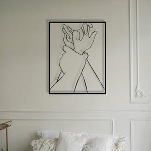 Couple Hands Metal Wall Art – Minimalist Line Art for Bedroom – Framed Romantic Wall Decor – Above Bed Metal Wall Hanging – Sexy Couple Gift
