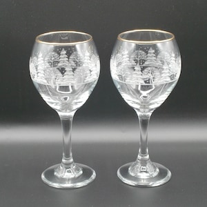 Vintage Libbey Arby&#39;s Goblets (Set of 2) - 1980s Gold Rim Winter Scene