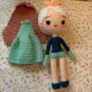 Kreativ virkdocka: Frost - Elsa, bärbar amigurumi, present till flicka, födelsedag, högtid och samlarobjekt bild 7