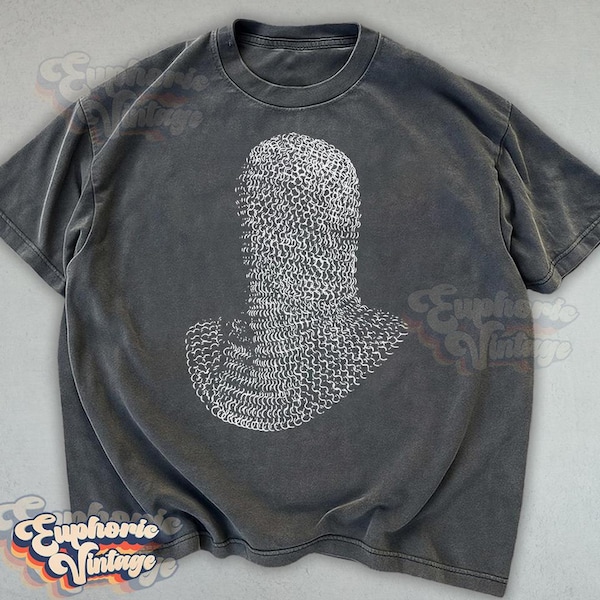Vintage Knight Armor T-Shirt, Retro Medieval Warrior Graphic Tee, Grunge Knight Helmet Tee, Distressed Middle Ages Aesthetic Top