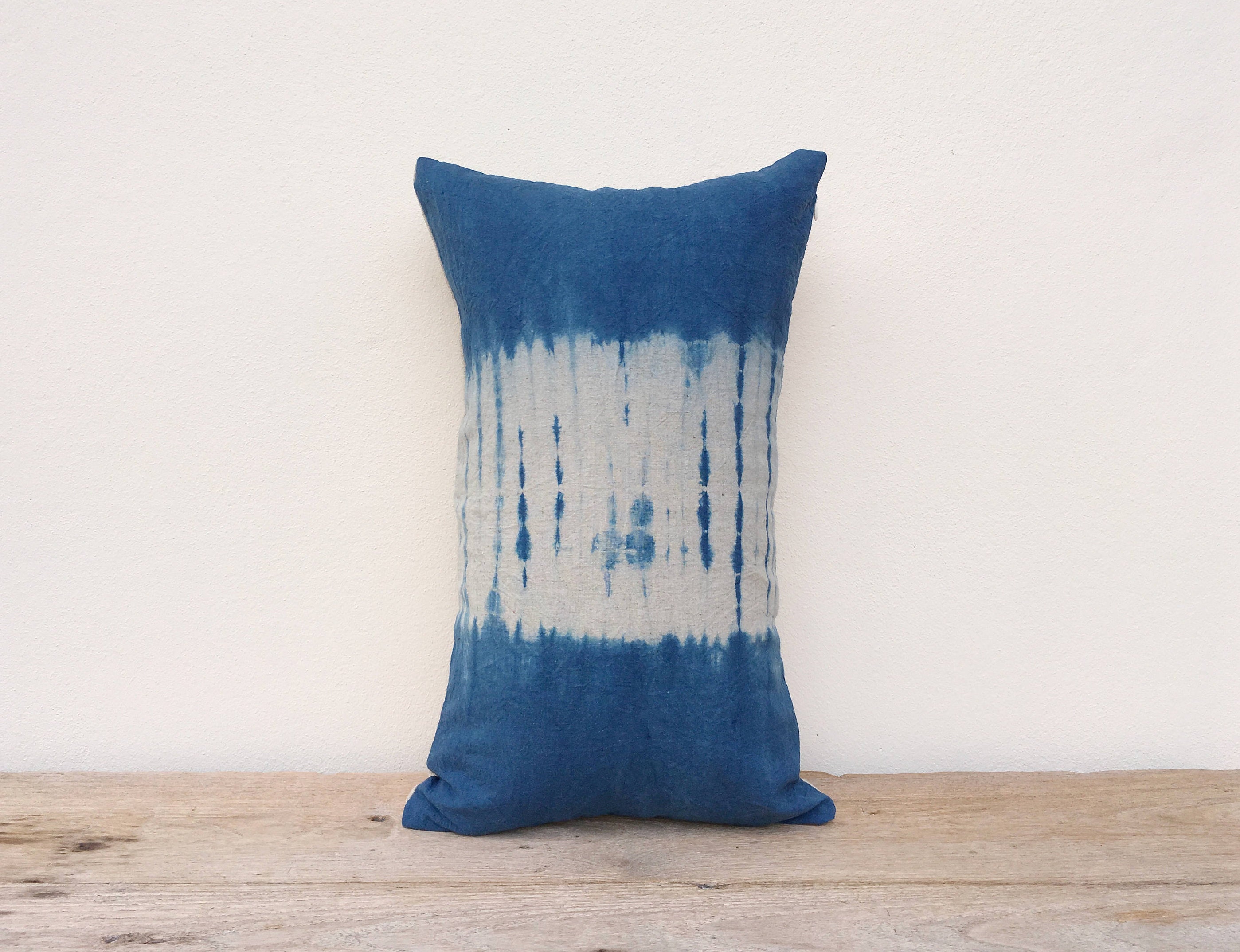 12 X 20 Chanvre Naturel Dip Dye Ombre Shibori Taie d'oreiller Bleu Indigo Délavé Shabby Chic, Même T