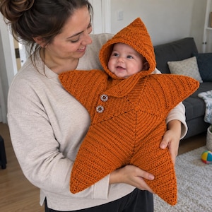 Crochet Baby Star Suit Pattern, Hooded Onesie PDF + Video, 3 Sizes Newborn–6 Months