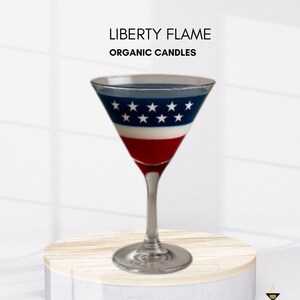 Bougie drapeau américain dans un verre | Bougie patriotique artisanale rouge, blanche et bleue | Décoration du 4 juillet | Cadeau fait main aux États-Unis