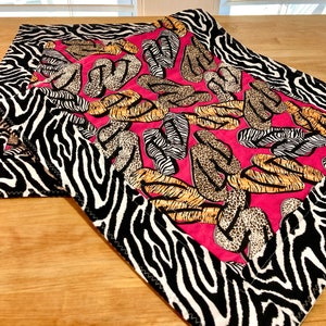 Quilted Table Runner: Pink Animal Print Flip Flops, Zebra Border