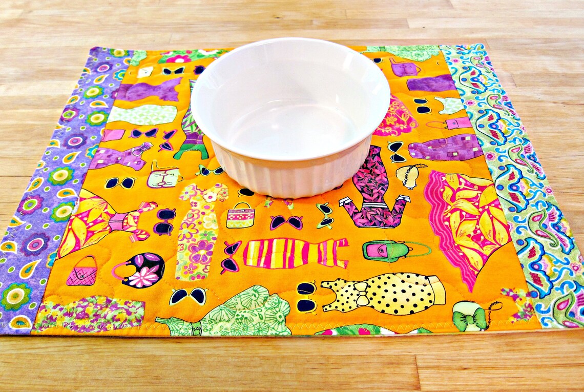 4 Quilted Placemats Fabric Placemats Fashionista Gift Etsy
