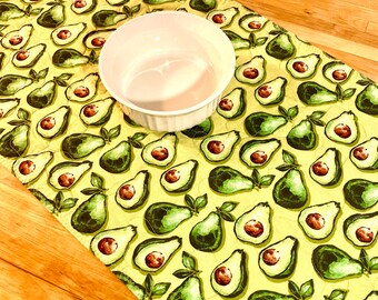 Quilted Table Runner, Reversible Runner, Table Topper, Avocado, Vegetables, Farmer's Market, Vegetarian, Vegan, Foodie Gift, Picnic Decor