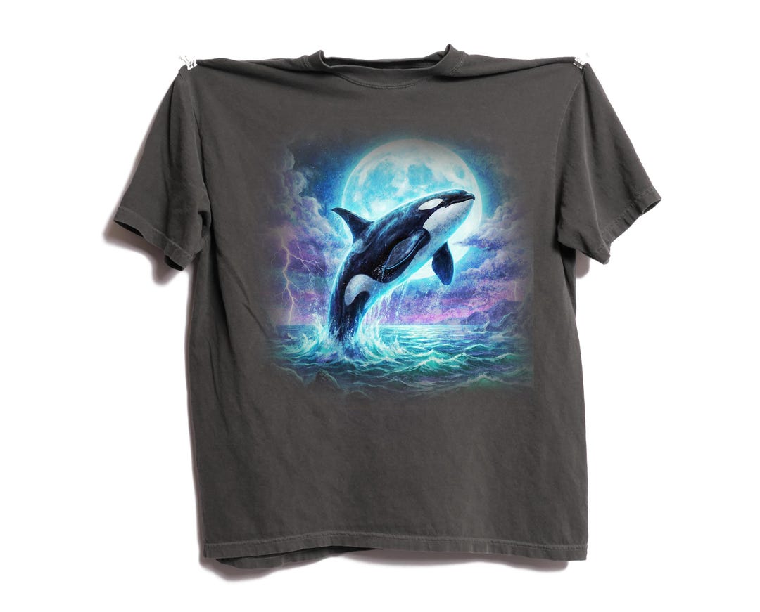 Orca Midnight Vintage Style Graphic Shirt, Retro Killer Whale Shirt ...