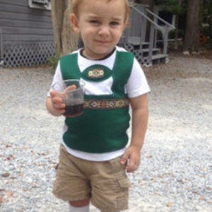 Bavarian Hat & Baby or Toddler Lederhosen Top image 4