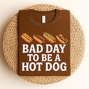 Mal día para ser un perrito caliente PNG, diseño divertido de sublimación de barbacoa, clipart de comida de verano del 4 de julio, camiseta imprimible de perrito caliente, gráfico retro de barbacoa