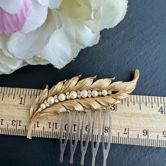 Bridal Vintage Pearl Gold Feather Bridal Comb Rhinestone  display picture 2