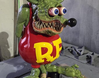 Estatua coleccionable de Rat Fink