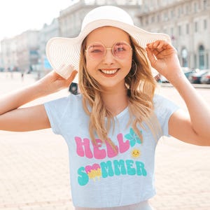 Hello Summer Graphic T-Shirt: Colorful Family Vacation Tee