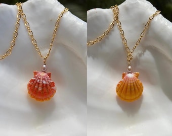 Hawaiian Sunrise Shell Pair Necklace With Pink Keshi Pearl
