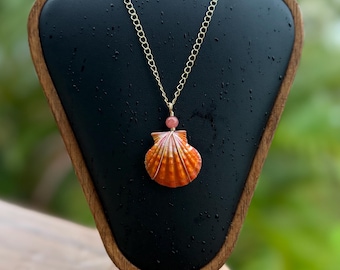 Orange Hawaiian Sunrise Shell Gold Necklace with Garnet Stone