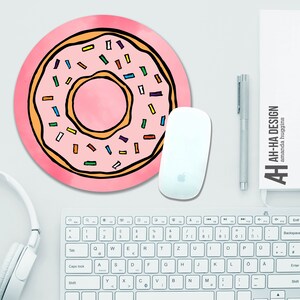Pink Donut Illustrated Round Mousepad | Donut and Sprinkles Foodie Pink Circular Mouse Pad