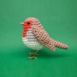 Patrón de crochet de petirrojo: Tutorial en PDF de amigurumi de pájaro