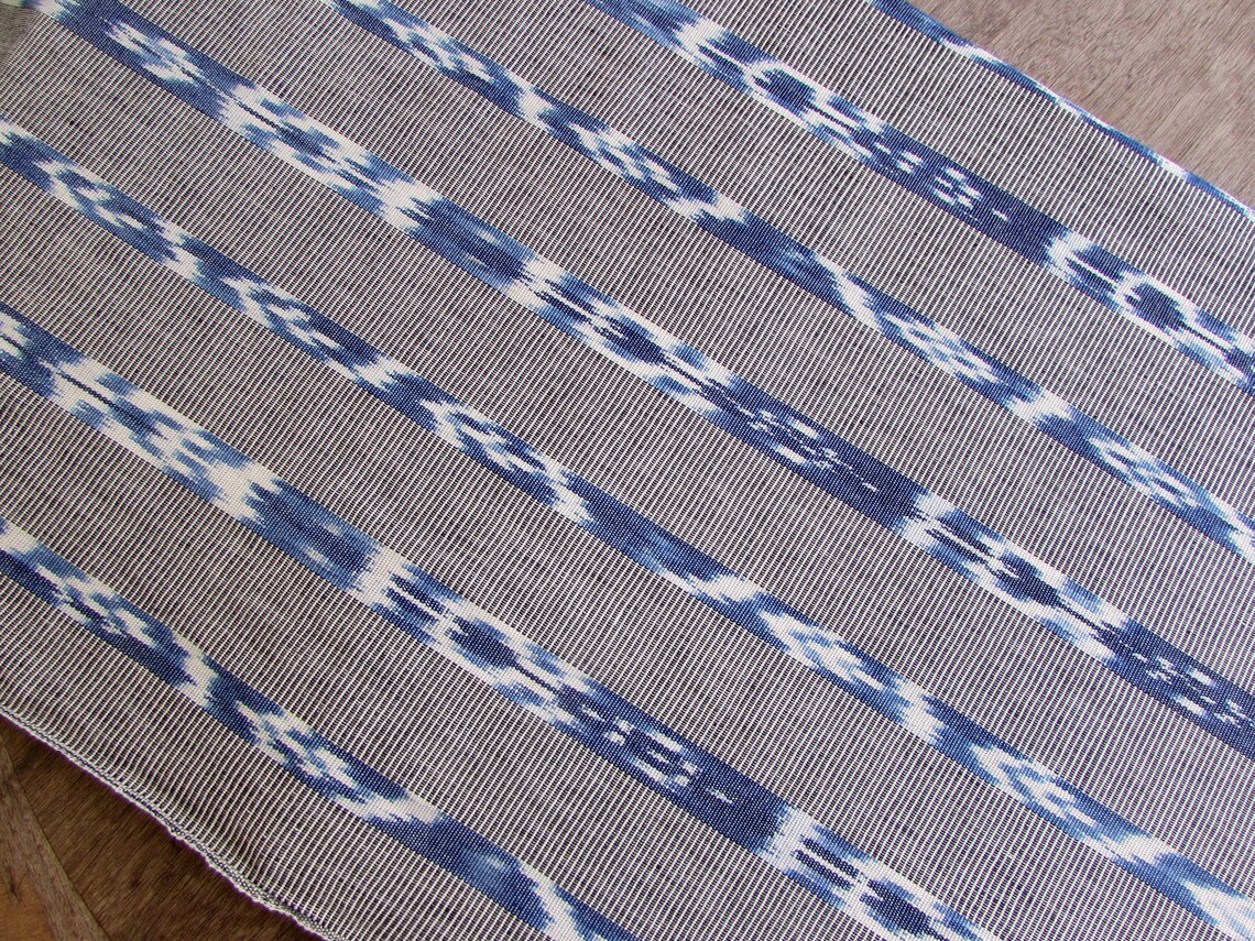 Guatemalan Fabric Blue and White Ikat as a Stripe | Etsy