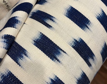 Guatemalan Ikat Fabric - Paso a Paso