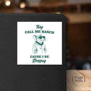 Mème drôle - Ils m'appellent ranch parce que je m'habille - Sticker | autocollant drôle de souris de Zazzle.be Liste d'envies Vous avez des idées ? Sticker pour ordinateur portable drôle