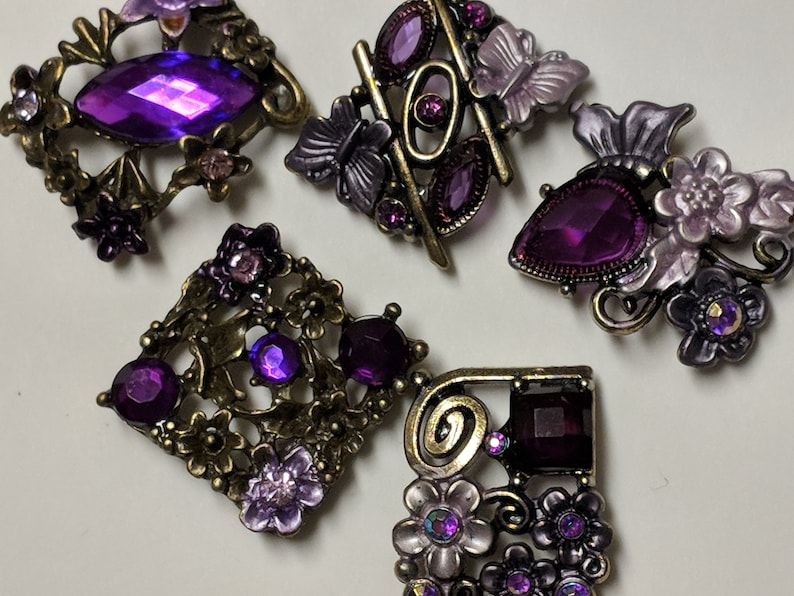 Buckles Connectors. Assorted 5 Pieces Jewelry Supply Purple Rhinestone Metal Beads with Antique Brass Flower and Butterfly Motif Base