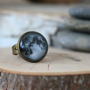 Full Moon Ring | Antique Bronze Ring | Space Jewelry| Moon Jewelry | Customized Jewelry | Minimalist Design