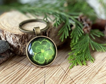 Clover Keychain | Four Leaf Clover Keychain | Lucky Clover |  Personalized Gift