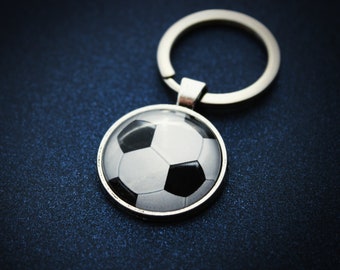 Llavero de la pelota de fútbol (Soccer Ball Keychain) Llavero de fútbol ( Soccer Key Ring) Llavero de fútbol ? Joyería deportiva ? Llavero de fútbol ? Regalo personalizado