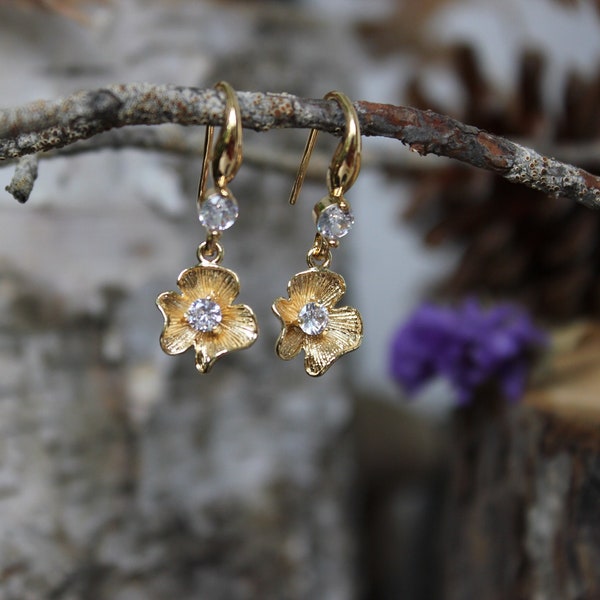 Dainty Flower Earrings, 24k Gold Plated, Dangle Earring, Flower Earring, Earrings with Zircon