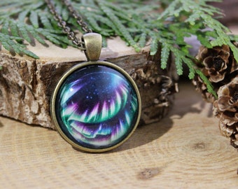 Northern Lights Pendant | Aurora Borealis Necklace | Northern Lights Gift | Northern Light Jewelry