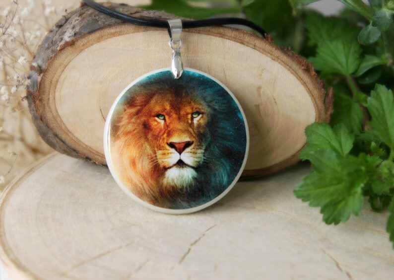 Leo Pendant Zodiac Necklace Animal Theme Necklace Lion Pendant Spirit Animal Pendant Personalized Jewelry image 1