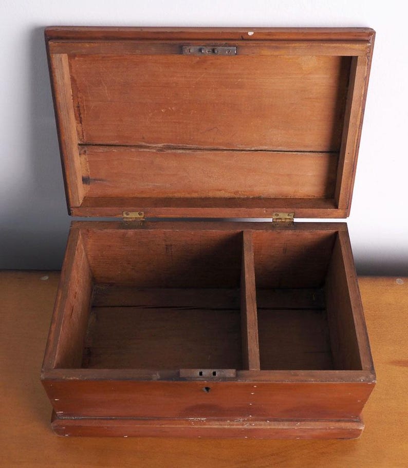 Antique Primitive Wood Storage Box With Divider – Early 1900s Handmade ...