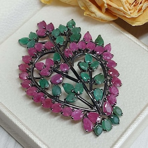Broche de prata esterlina 925 com esmeralda natural e rubi, presente de noivado, presente de aniversário para ela