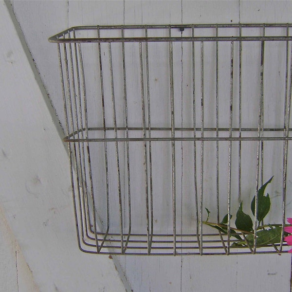 Vintage Wire Bike Basket