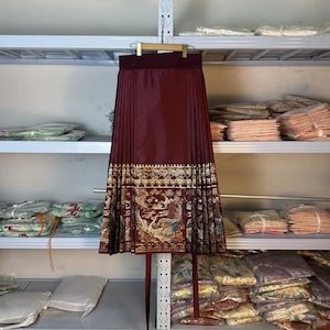 Crane-Woven Horse-Face Skirt, Embroidered Horse-Face Skirt, Deep Red Hanfu Skirt, Traditional Pleated Hanfu