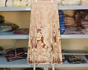 Twelve-Pleat Hanfu Skirt, Traditional Horse-Faced Skirt with Gold Weaving
