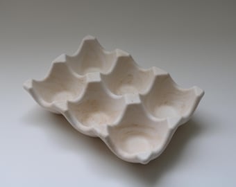 Jesmonite Egg Tray, Modern Minimalist Egg Holder, Kitchen Counter Display, Rustic Farmhouse, Chicken Gift