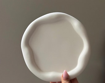 Jesmonite Cloud Tray | Handmade Neutral Catchall Dish