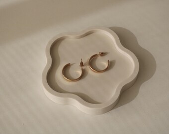 Flower Trinket Tray | Handmade Jewelry Dish / tray | Custom Colors | Minimalist Home Décor Gift